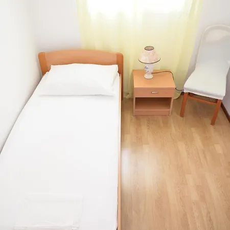 Ratak House Apartment Prizba Room photo