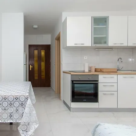 Ratak House Apartment Prizba Exterior photo